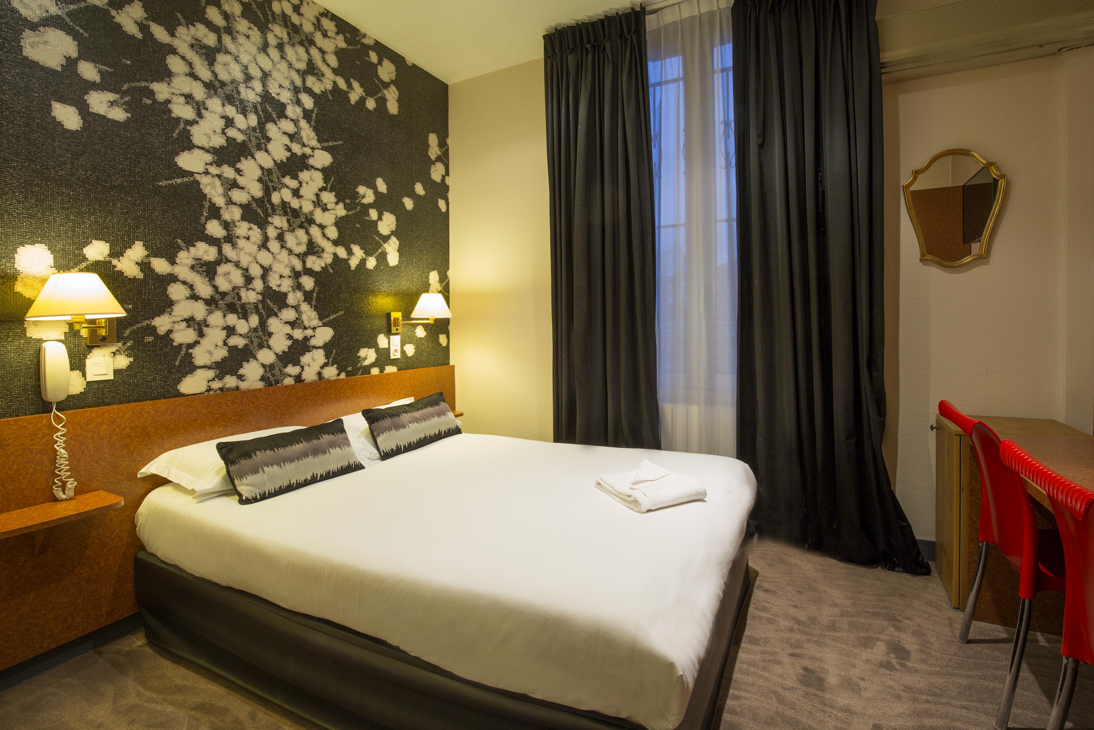Hotel Raymond 4 ตูลูส ภายนอก รูปภาพ