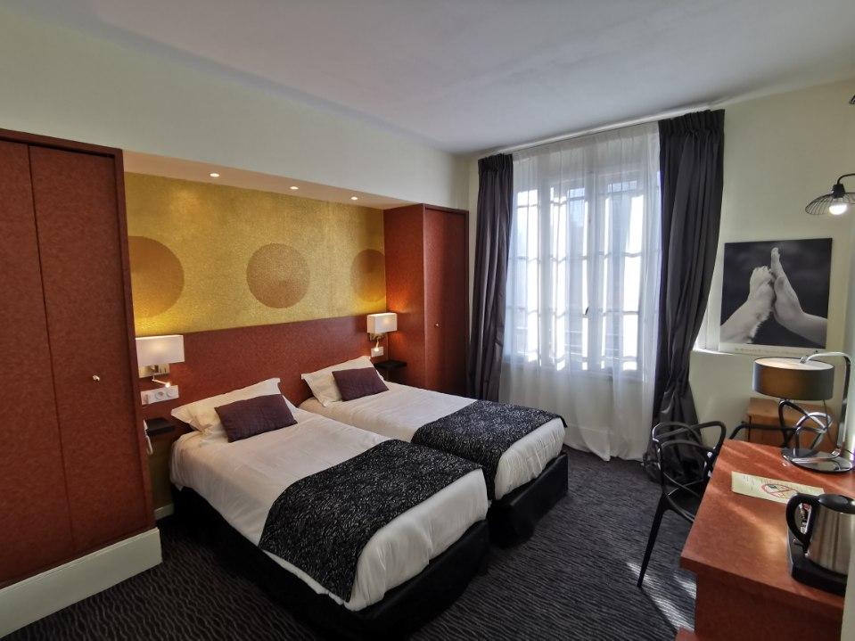 Hotel Raymond 4 ตูลูส ภายนอก รูปภาพ