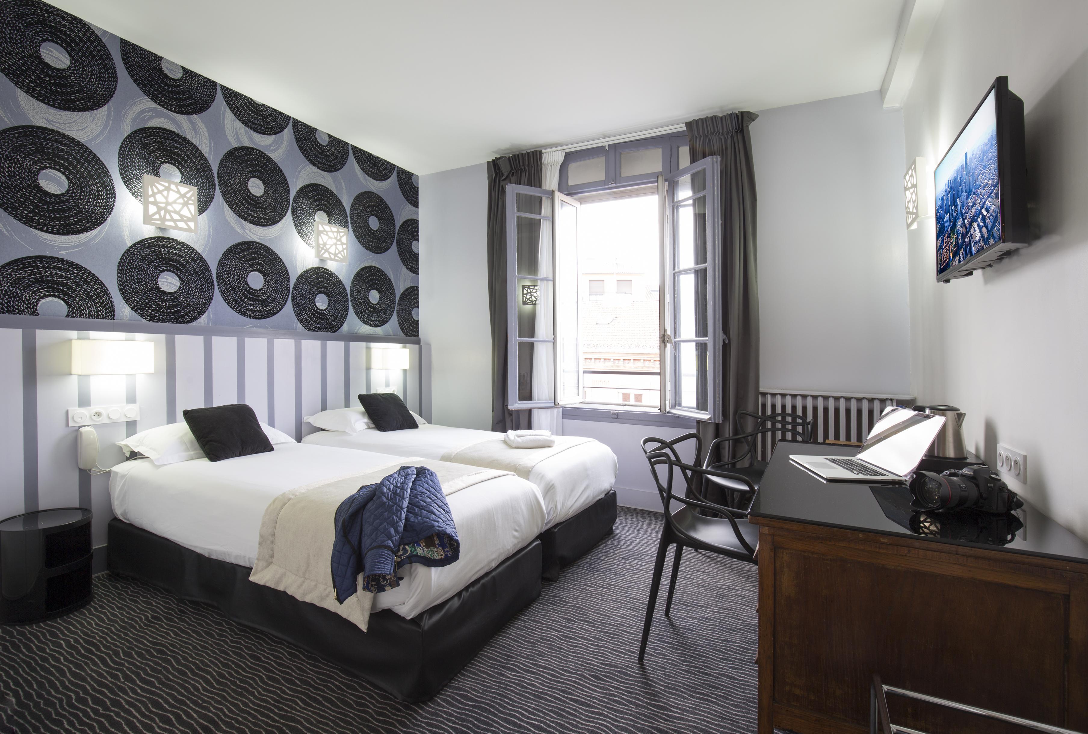 Hotel Raymond 4 ตูลูส ภายนอก รูปภาพ